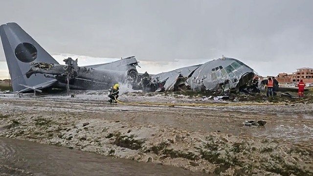 বলিভিয়ায় টাকা ভর্তি উড়োজাহাজ বিধ্বস্ত, নিহত ১৫ জন