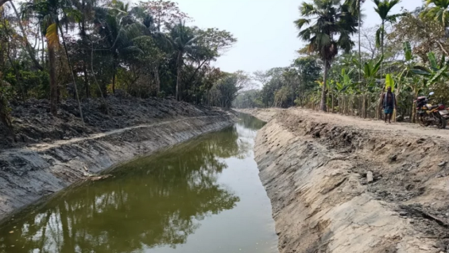 খাল পুনঃ খননে বদলে গেছে তালতলীর হাজারো কৃষকের ভাগ্য