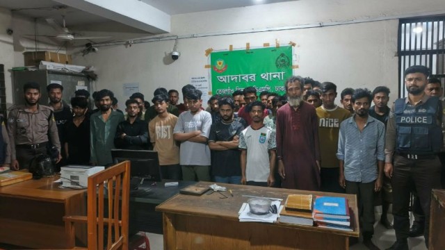 মোহাম্মদপুর-আদাবরে বিশেষ অভিযানে আটক ১০০